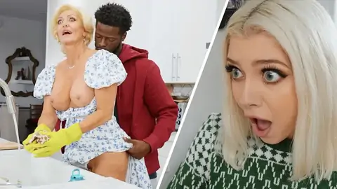 Blonde Gilf Wird Im Stehen Von Hinten Verprügelt