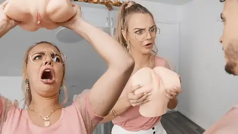 Sperma Auf Blonde Brille Durch Arschficken, Interne Ejakulation, Sex-Thon, Fickspielzeug