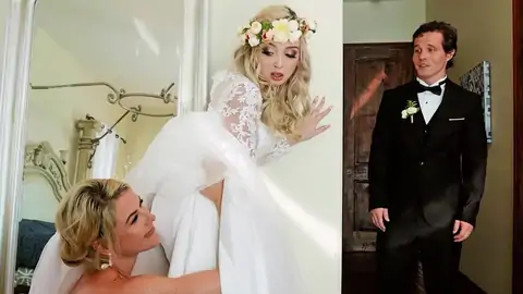 隔着破烂的裤子操那个大屁股女人