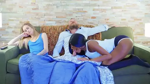 Сюрприз для темной дамы в форме BWC