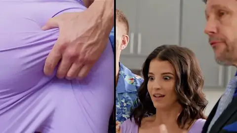 La Sirena Sixty-9 Prend Un Doigt à L'intérieur De Son Trou Du Cul