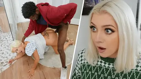 铂金 - 金发吉尔夫以站立后端样式钻孔